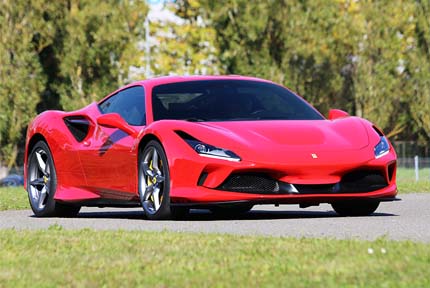 Découverte Ferrari F8 Tributo 2 tours