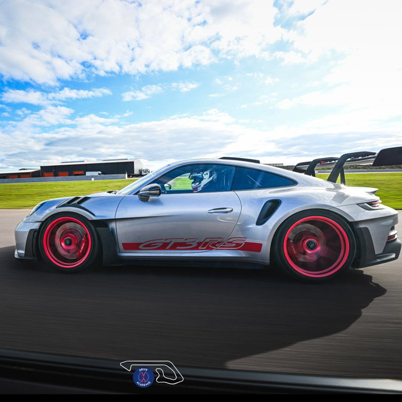 Offrir une journée sur le circuit de Mirecourt