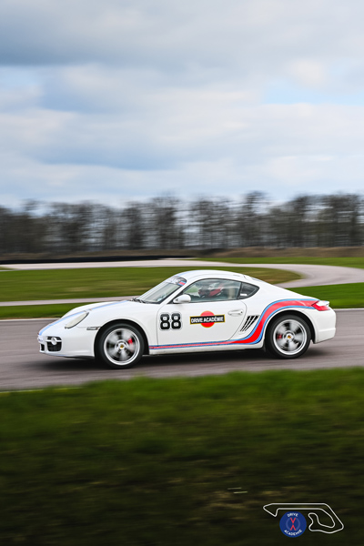 Location Porsche Cayman circuit de Mirecourt